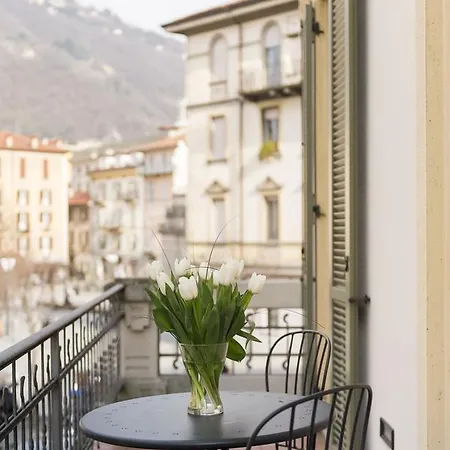 Apartment Piazza Volta - Bymyhomeincomo Lake Como